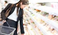 「母親ならポテトサラダくらい作ったらどうだ」にひそむ日本社会の問題点