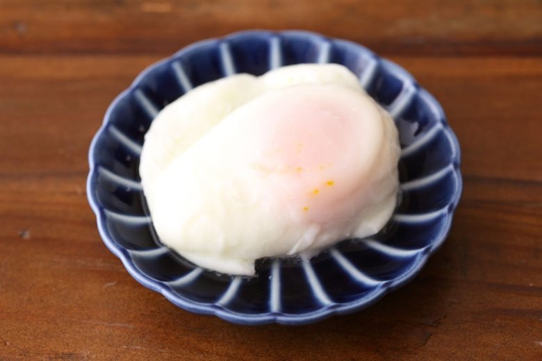 電子レンジで作る半熟卵完成