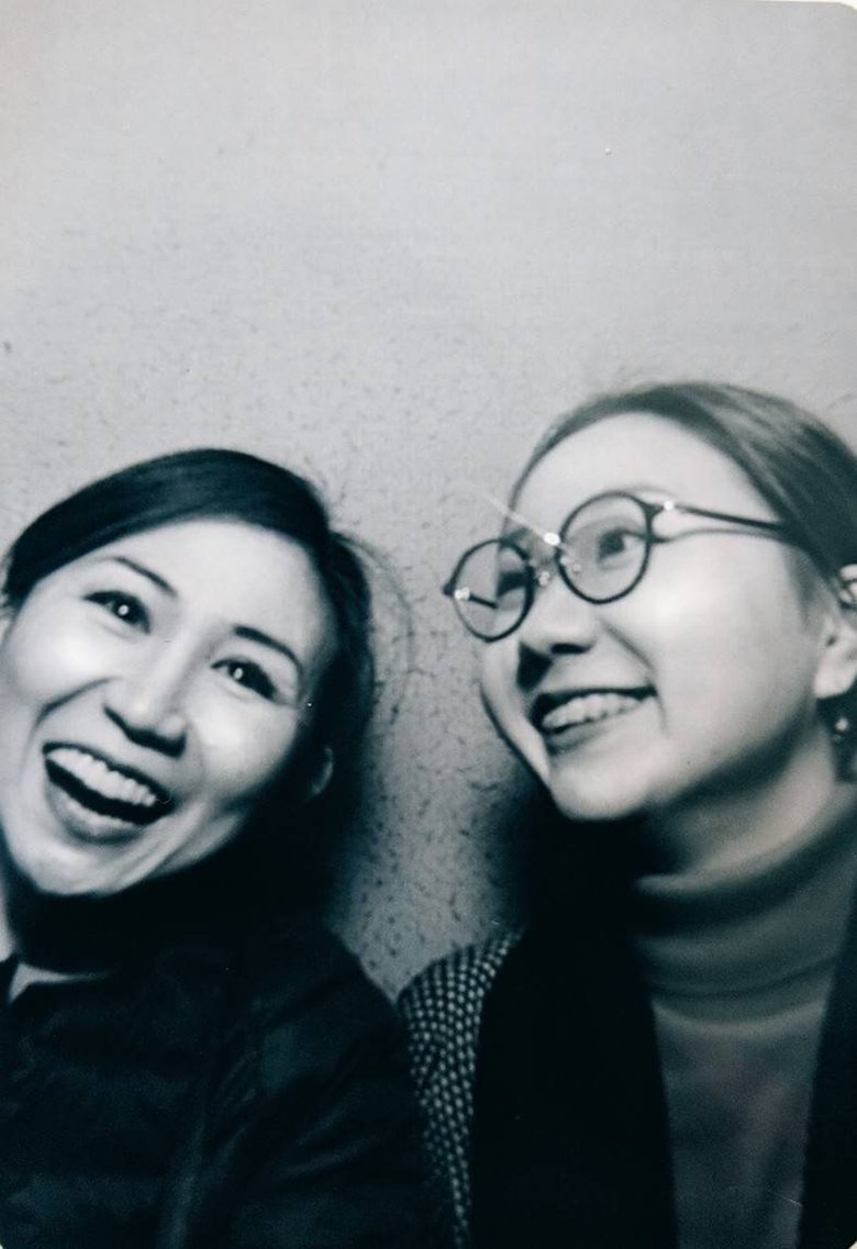 美人親子！試練を乗り越えた母娘の素敵な一枚