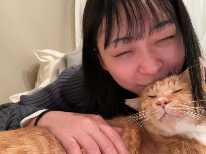アンゴラ村長「2200円の値段に度肝を抜かれた」写真集が売れた訳「30歳