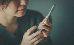 元カレの“今カノ”から突然の連絡…優しく対応した人の末路