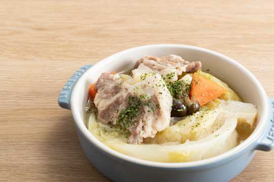 ▲しっかり煮込まれてクタクタになった野菜は身体に優しい味わい。圧力鍋なら煮崩れしにくいのもいい