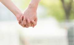 「結婚困難社会」悩める若者たちの「好きな人と結婚」が羨ましい理由