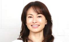 《40歳で告白され》同じ町内会に住む7歳年下と結婚した田中美奈子「母が動揺した過去も」高校生の姉弟を育てる現在