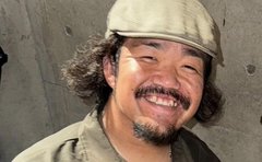 「規則ですから」難病で夢を絶たれた身長128cmの大河俳優。消去法で選んだ道で「未練」を手放せた訳