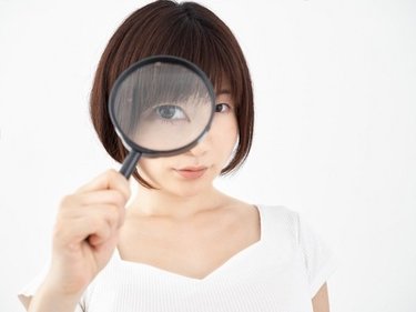 「同じ職場の女性と頻繁に連絡を取り合う」はセーフ？アウト？浮気のボーダーラインのギリギリをいく夫への対応方法