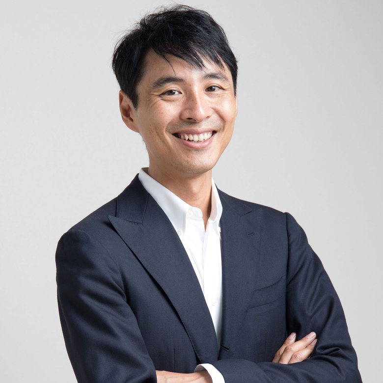 代表取締役社長執行役員の石井智康さん