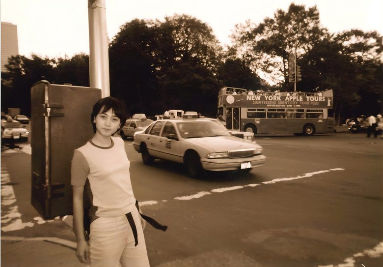 20代のころの遠藤さん。移動時間と楽屋での時間が唯一のプライベートというほどの忙しさでした