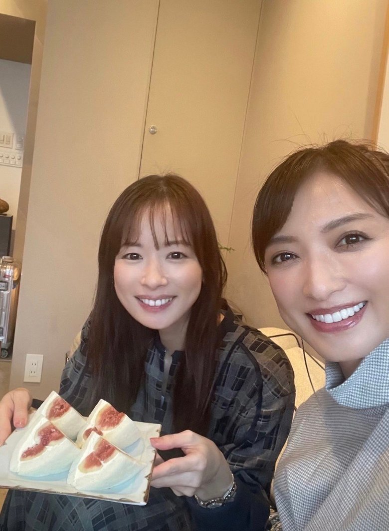 望月理恵さんと皆藤愛子さん