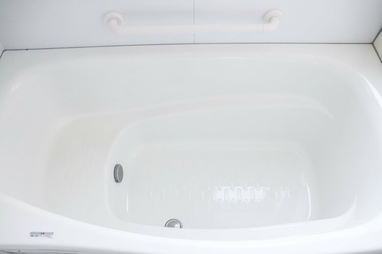 浴槽のエプロンの裏の汚れまで、気にする必要はある？