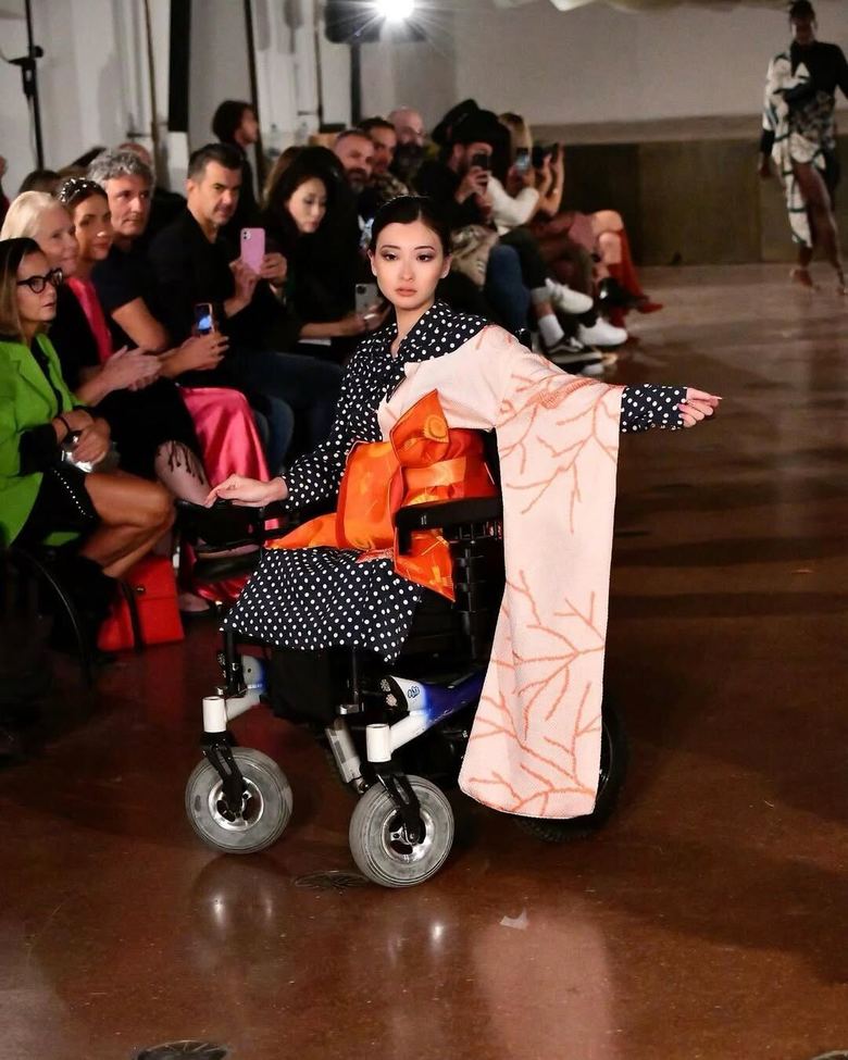 2022年にはミラノファッションウィークに出演しました