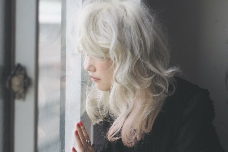 写真仲間に褒められ髪色を受け入れられるように