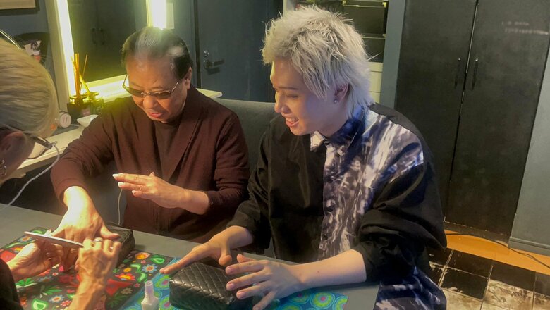 爪を綺麗にするのは、指先を見られる職業だからというプロ意識の高さ