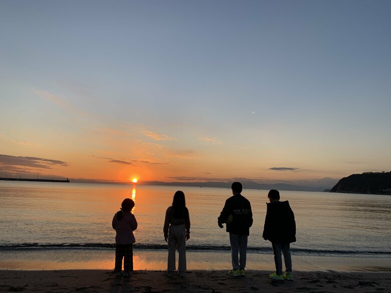 「吸い込まれそうに美しい！」現在暮らしている逗子の海岸で撮影