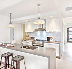 壁掛け収納の達人から学ぶ！汚いキッチンが片付く秘密