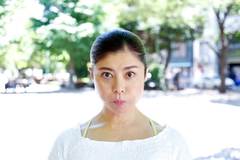 顔ヨガ「ぷくぷくのポーズ」でほうれい線を解消！