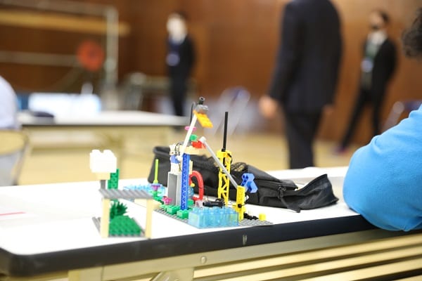 聖学院の「ものづくり思考力入試」の様子（画像提供：首都圏模試センター）