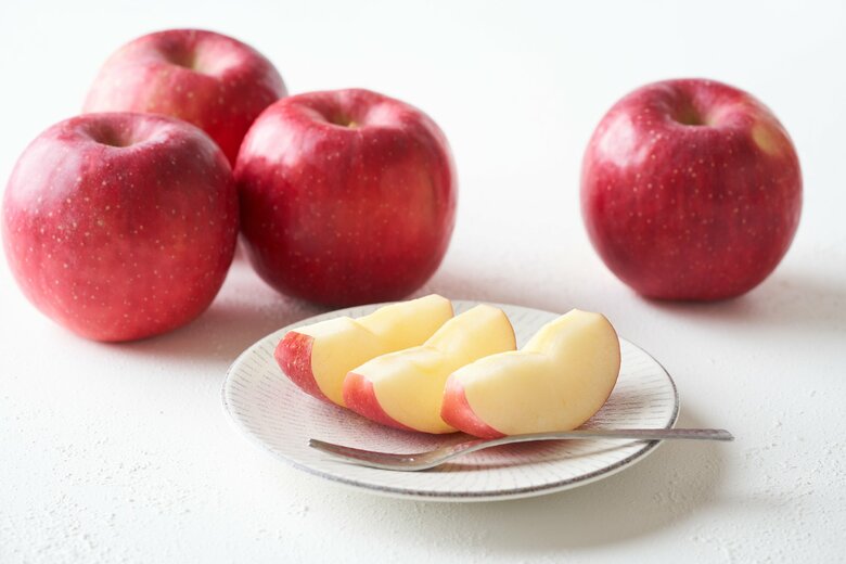 下痢や便秘の原因に？過敏性腸症候群（IBS）を起こす恐れのある食べ物4（りんご）