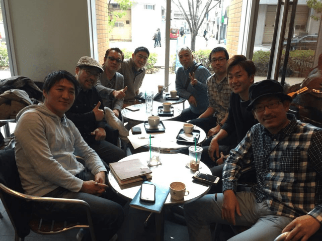 秘密結社・主夫の友のメンバーと打ち合わせ