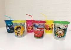 子どもが集まるイベントに、パーティに！　こぼす心配いらずの【ドリンクカップ】が便利！