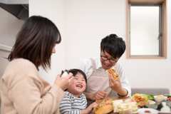 「子どもの食育」なにをどうする？　楽しく食べると心身が健康になる理由