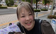 世界で約200人の希少難病「2歳で洋服は小4サイズに」向き合う母の覚悟