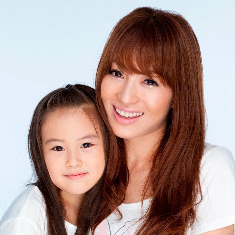 新山千春さんと娘のもあさん