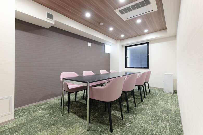 相談員が寄り添い、多種多様な選択肢を提示して仕事や暮らしを無料で支援している