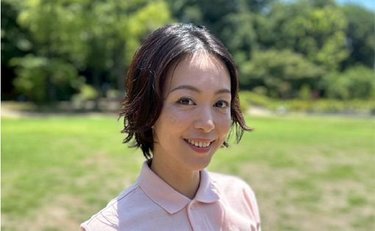 「毎日手抜きでごめんねと思いながら」介護の現場で働く1児の母・岩佐真悠子「保育園帰りにダダをこねる我が子と買い物へ」