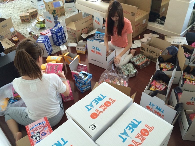 会社を立ち上げたころ。自宅で梱包作業に追われていた