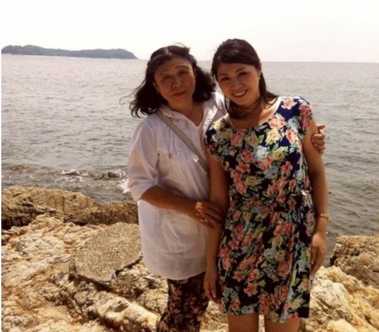 乳がん経験者として支えてくれたお母さまと一緒に