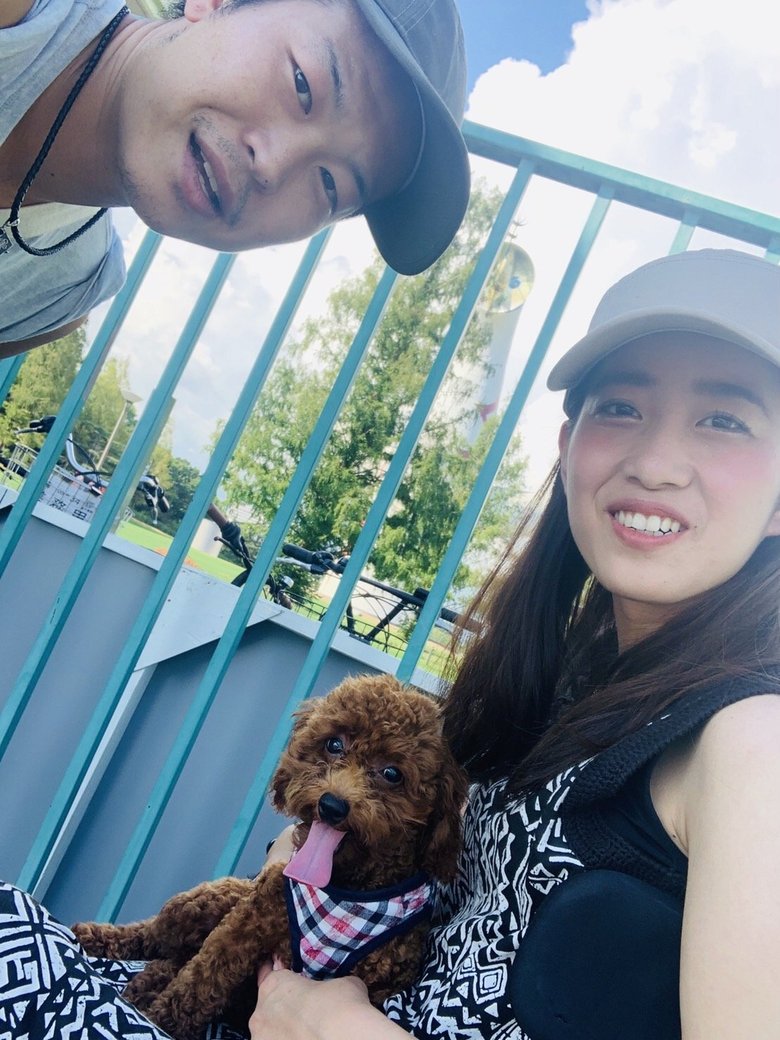 愛犬を連れて現在の夫とデート