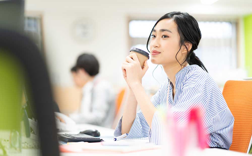 有給で休んだ先輩の仕事は頼まれなくても当然やるべきか Chanto Web