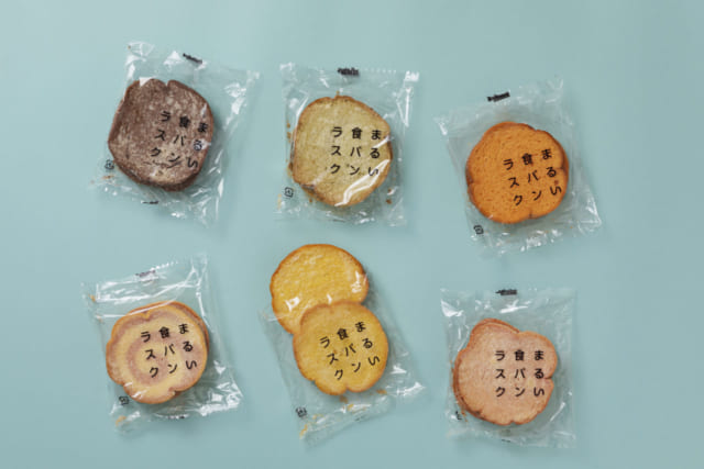 つるやパンのまるい食パンラスク