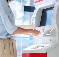 「顔認証」で現金を引き出せるATM「ついに時代はここまで！」
