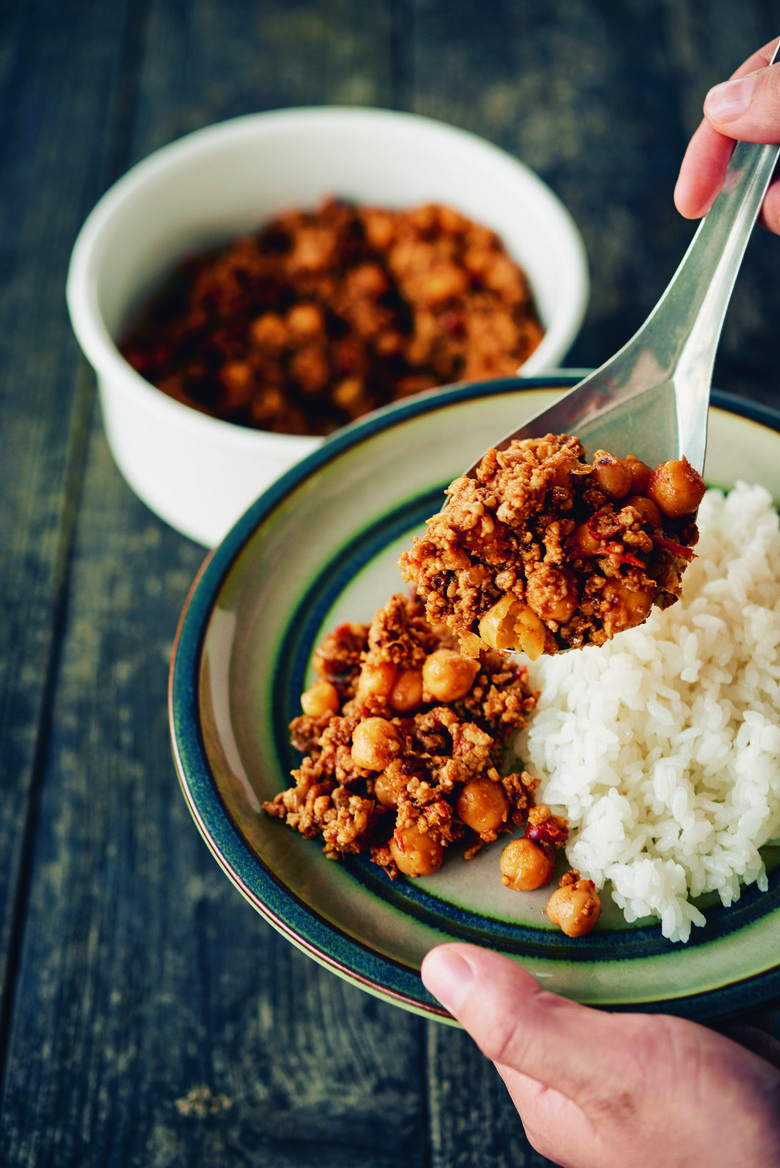 ひよこ豆と鶏のドライカレーレシピ