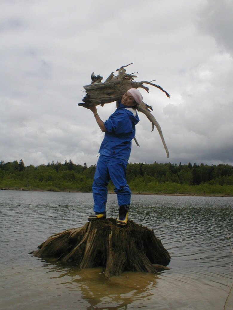 2003年8月、失明直前、大学の研究のため北海道の湖で調査へ