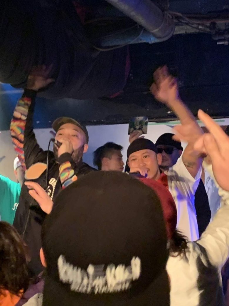 ラッパーとして現在も精力的に活動する十影さん