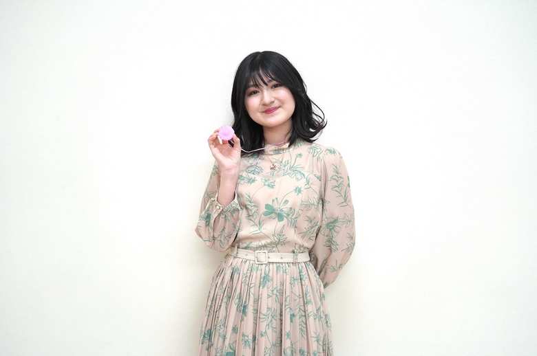 最近、お母さんに似てきたと言われることが多いという小林さん