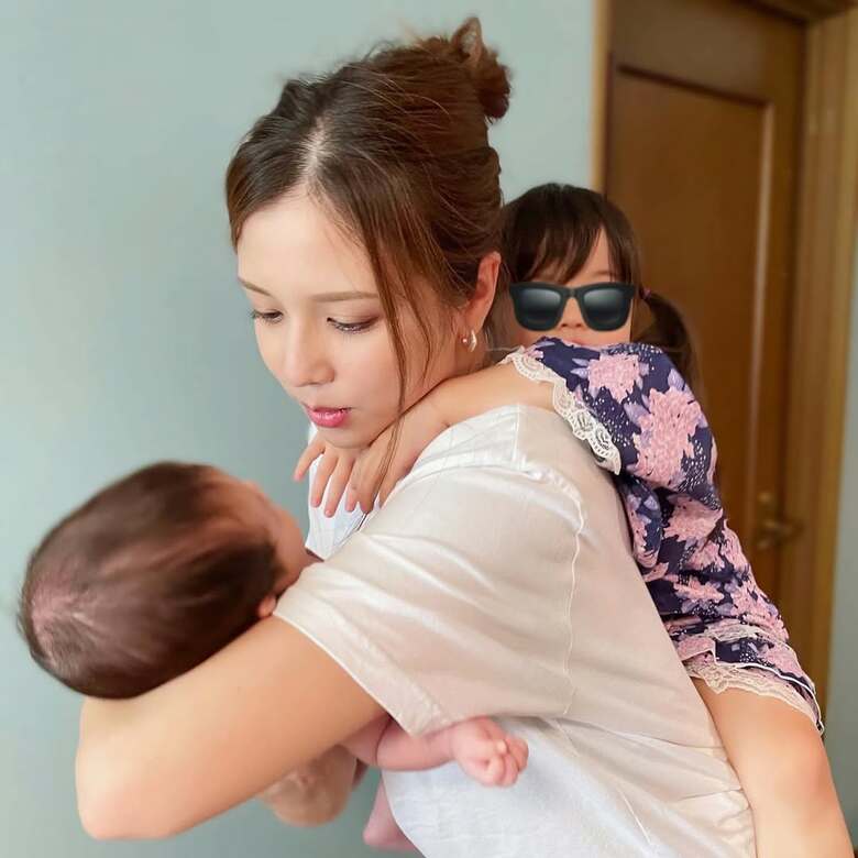 おんぶに抱っこ…。毎日が体力勝負