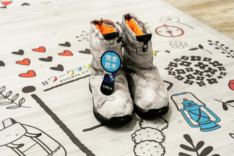 ワークマン女子 防寒ブーツ氷雪耐滑ケベックネオ