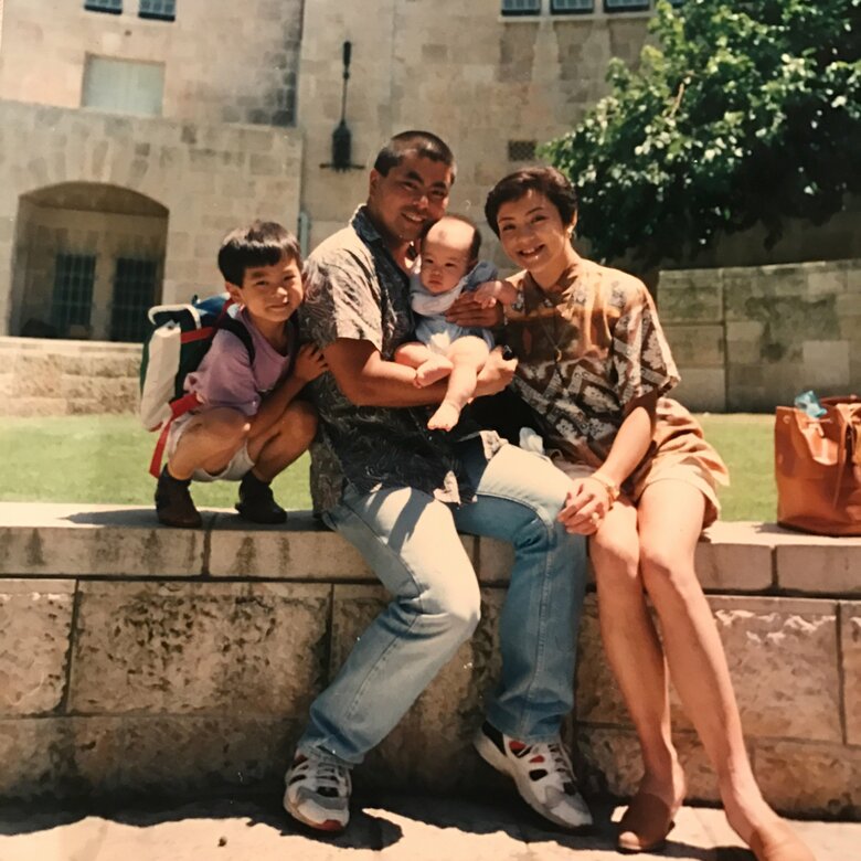 まるでモデルのよう！美脚が眩しい入江さん