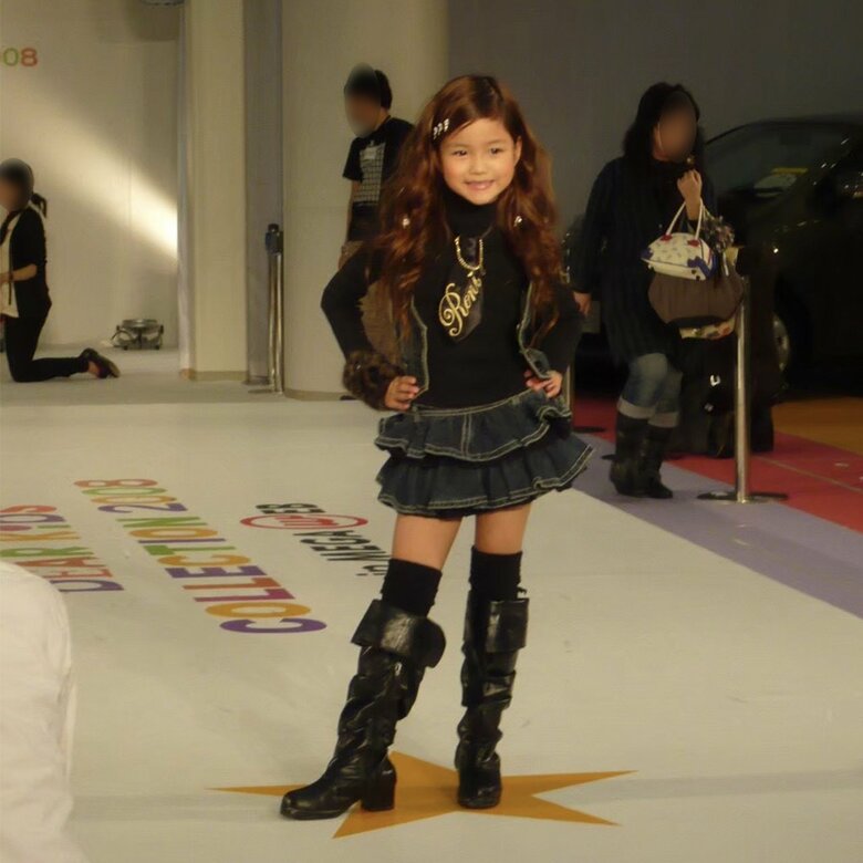 2008年、ファッショショーに出演