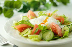 ローソンのサラダはダイエットにおすすめ！人気商品まとめ10選