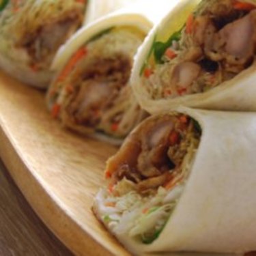 隠れファン多数！ファミマ「トルティーヤ」は豪快だけど罪悪感なし