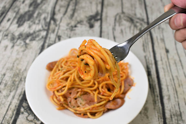 ファミマの人気パスタリトルパスタ ナポリタンの実物画像