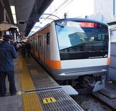 朝の通勤ラッシュ帯をラクに乗りきる方法を「元押し屋」が説く