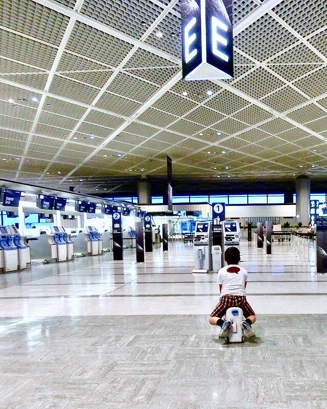 息子さんが小さい頃にグアムに向かう際の成田空港で