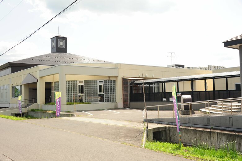 垂柳遺跡から出土した県重要文化財を展示している「埋蔵文化財センター」