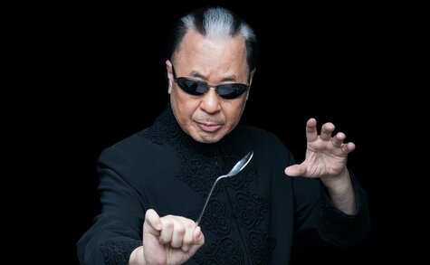 「埋蔵金どこ？」超能力者の誤解に苦悩したMr.マリック。ハンドパワーの幻想の果てに、手品師として貫いた「本物の芸」